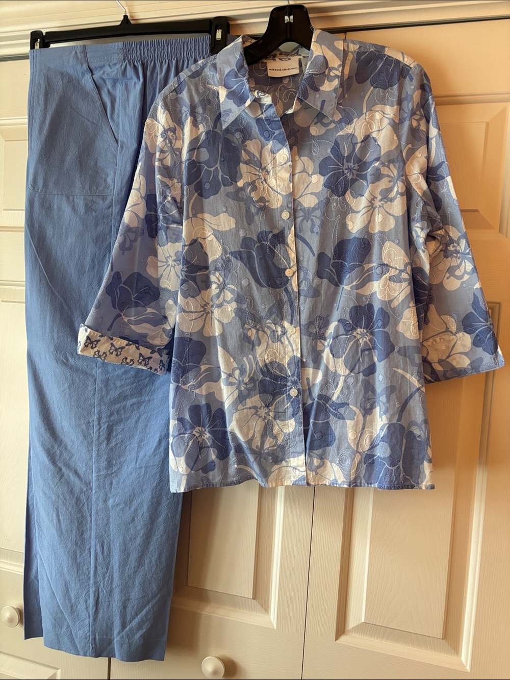 Alfred Dunner Blue and White Floral Straight-Leg Pants & Button-Up Set